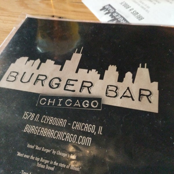6/17/2017 tarihinde Jessica C.ziyaretçi tarafından Burger Bar'de çekilen fotoğraf