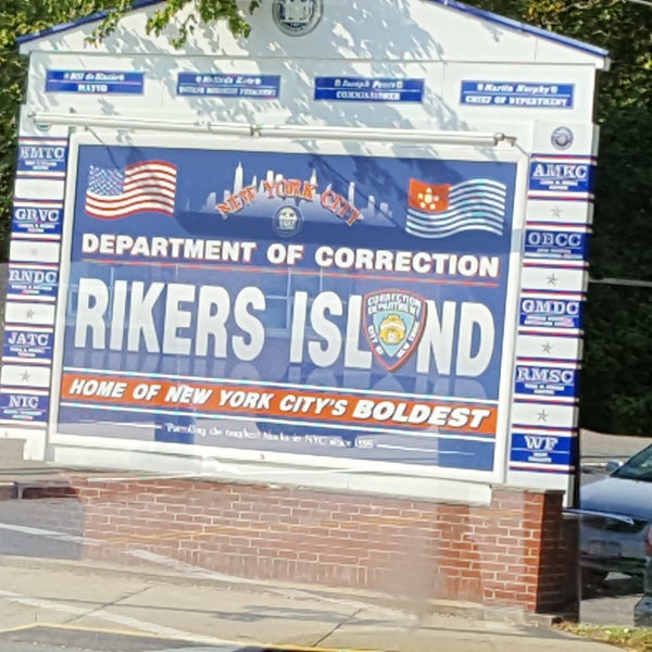 10/16/2016 tarihinde Tim H.ziyaretçi tarafından Rikers Island Correctional Facility'de çekilen fotoğraf