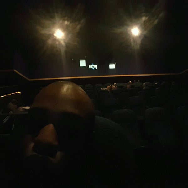 Photos at Regal Hamilton Commons 39 tips from 3523 visitors