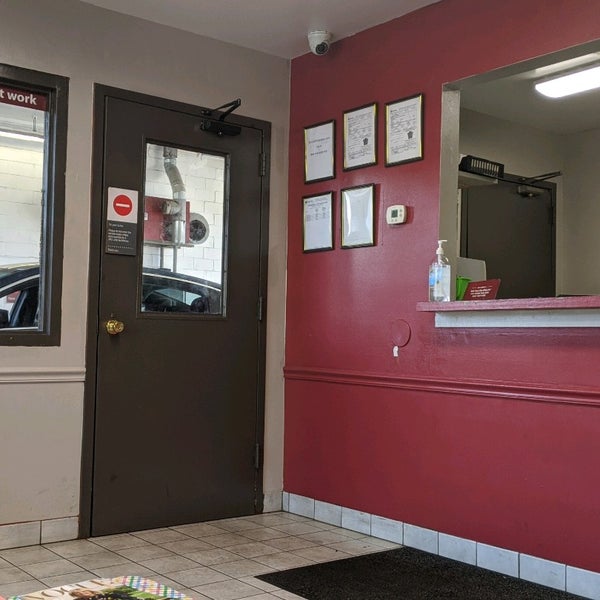 Jiffy Lube Oil Change & Multicare Taylor, PA