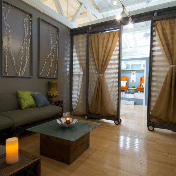 Jayden Presleigh , The Salon and Spa Hair Salon in Carlsbad