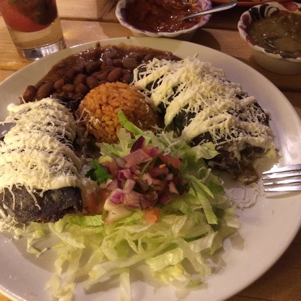 Foto tirada no(a) AGÜEVO! Taquería Cantina por Evken em 4/4/2015