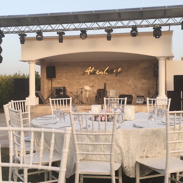 9/9/2017 tarihinde Zafer A.ziyaretçi tarafından Altınkalp Restaurant Düğün Salonu'de çekilen fotoğraf