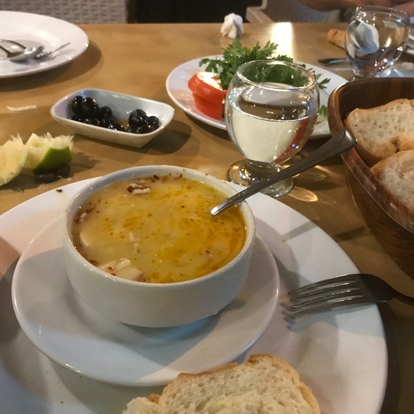 Photo taken at Şefin Yeri Restaurant by Yunus A. on 10/17/2021