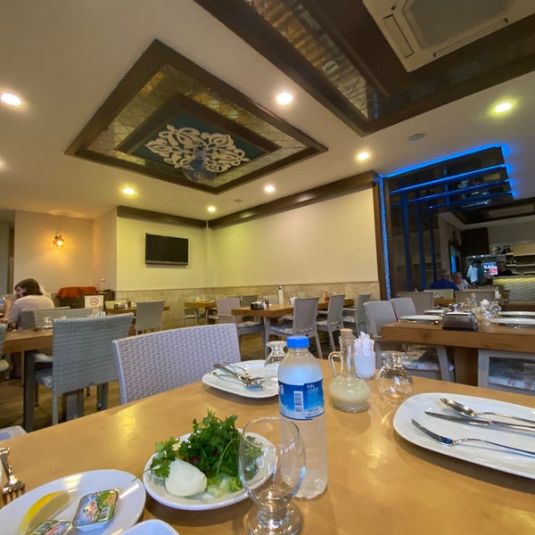 Photo taken at Şefin Yeri Restaurant by Yunus A. on 10/9/2022