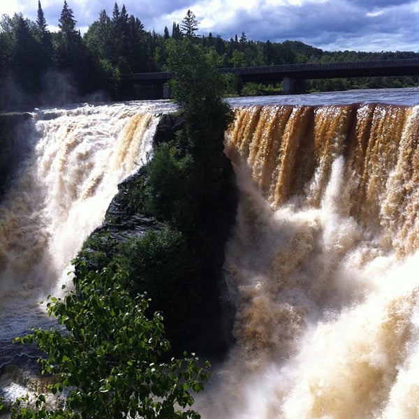 kakabeka-falls-provincial-park-100-hydro-dam-road