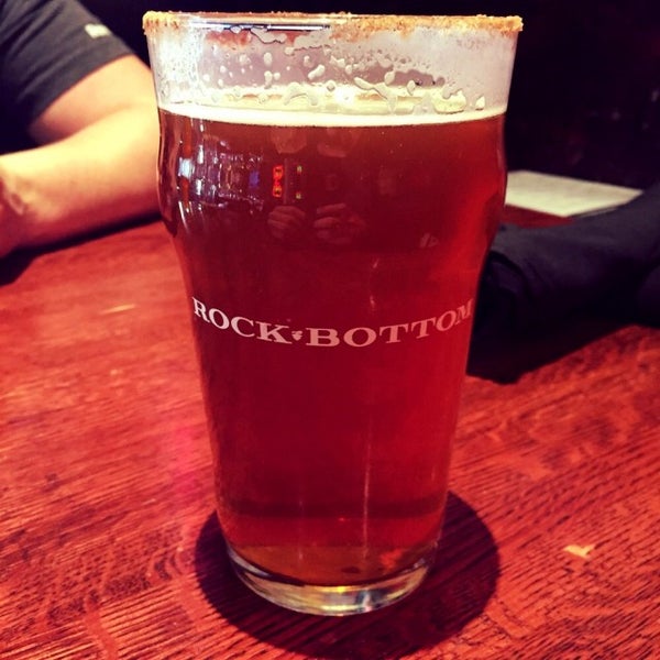 Photo prise au Rock Bottom Brewery par Dan le11/30/2014
