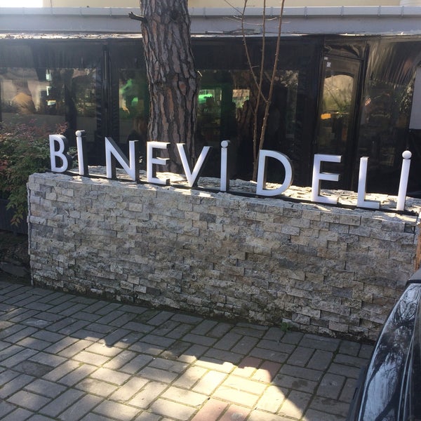 Photo taken at Bi Nevi Deli by Aysegül E. on 3/9/2018