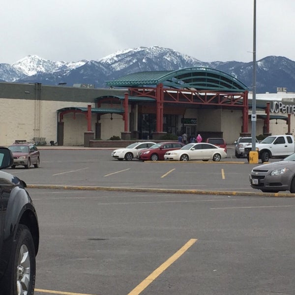 Photo taken at Gallatin Valley Mall by CJ M. on 4/20/2017