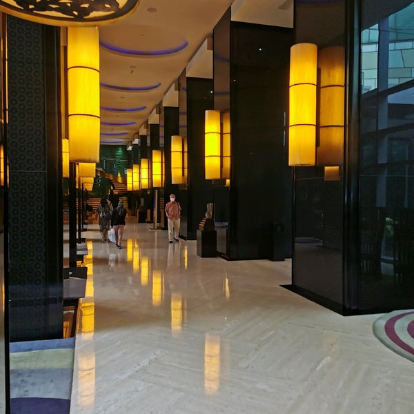 Photo taken at Hotel Indonesia Kempinski Jakarta by Marshal S. on 7/25/2022