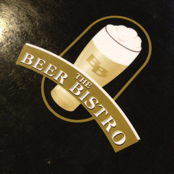 Foto tirada no(a) The Beer Bistro por Brad C. em 1/12/2013