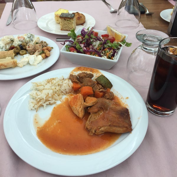 9/30/2017 tarihinde Rüveyda S.ziyaretçi tarafından Sky Tower Hotel'de çekilen fotoğraf