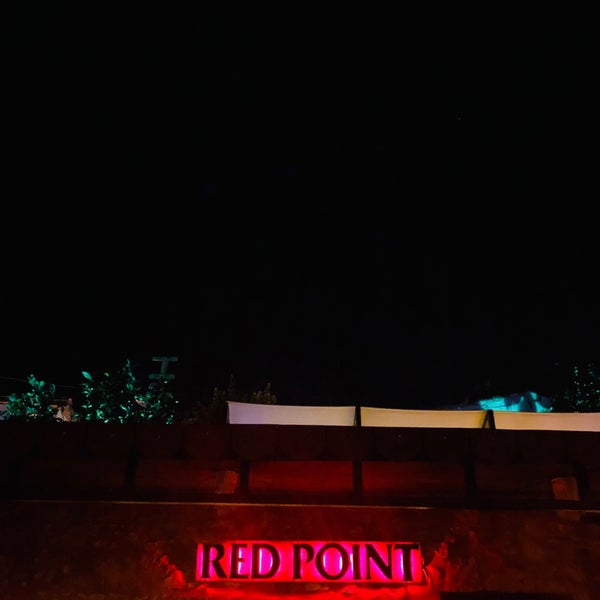 Foto tirada no(a) Red Point Cafe&amp;Bar por Rıza Ayaz K. em 7/5/2019