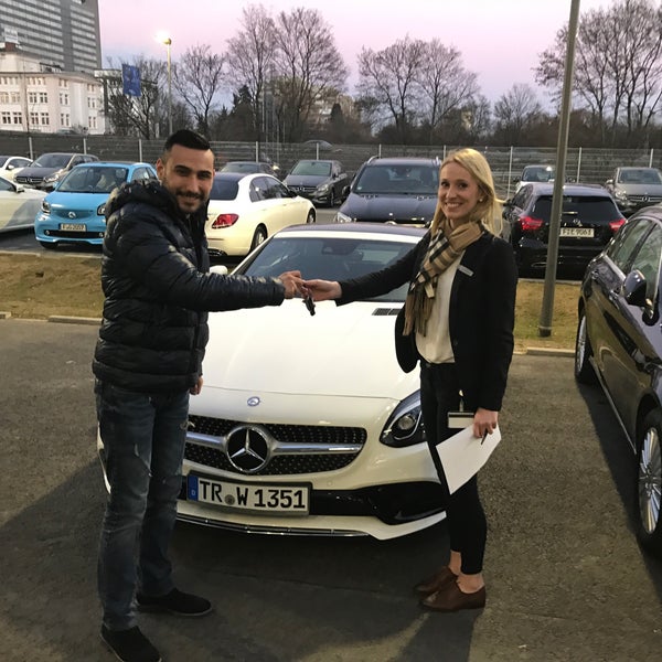 Mercedes Benz Frankfurt Ost Auto Dealership In Osthafen