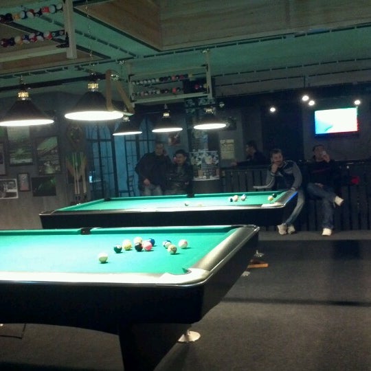 รูปภาพถ่ายที่ Pool Masters Pub โดย Goksel K. เมื่อ 11/29/2012