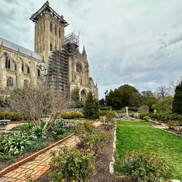 Photo taken at Washington National Cathedral by Aaron on 4/1/2023