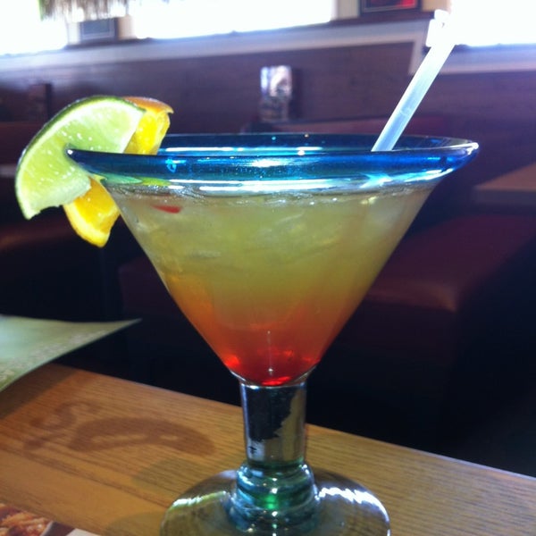 Photo taken at Chili&#39;s Grill &amp; Bar by Honey B. on 3/27/2013