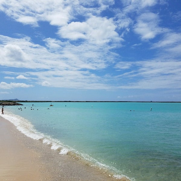 Photos at Hickam AFB Beach 15 tips