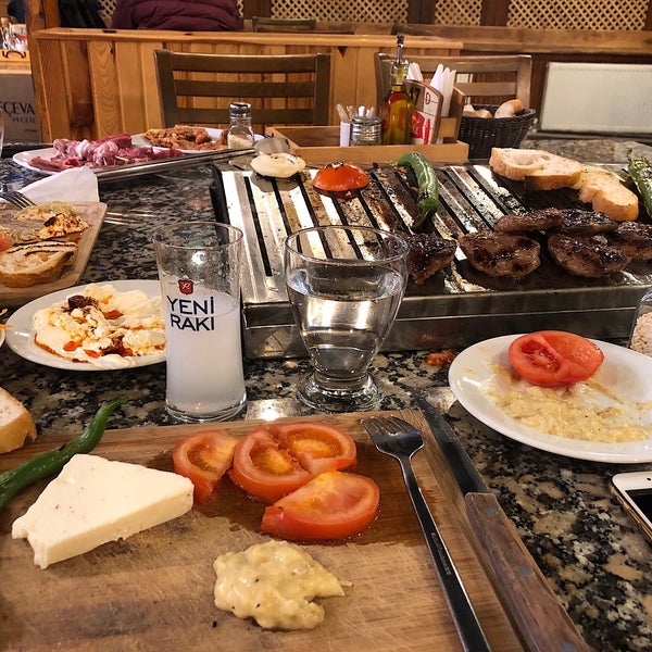 รูปภาพถ่ายที่ Iskele Balik Restaurant โดย Barış B. เมื่อ 2/8/2019