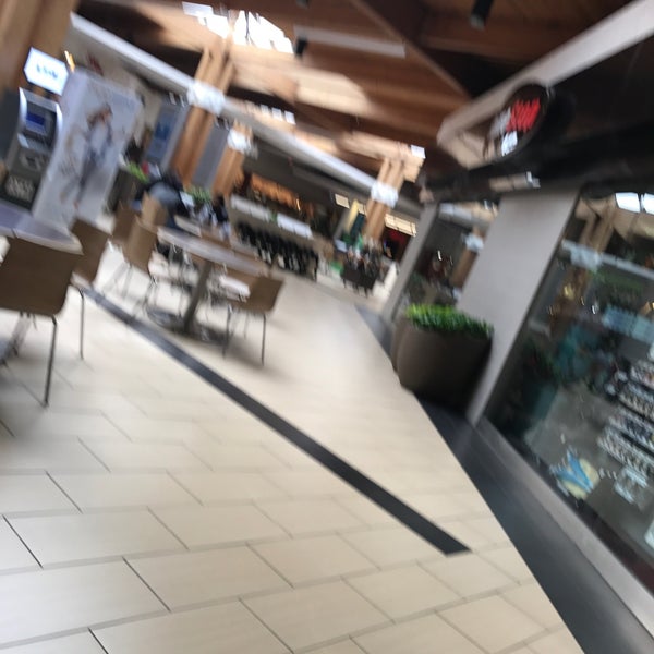Food Court Louis Joliet Mall 2 tips Food Court Louis Joliet Mall 2 tips