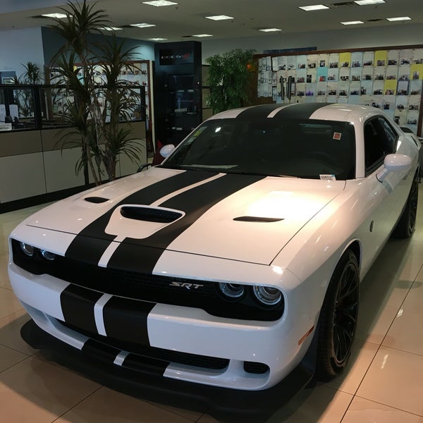 Tempe Chrysler Jeep Dodge Car Dealership in Tempe