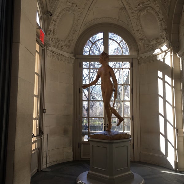 Photo taken at The Frick Collection&#39;s Vermeer, Rembrandt, and Hals: Masterpieces of Dutch Painting from the Mauritshuis by sai s. on 3/13/2018