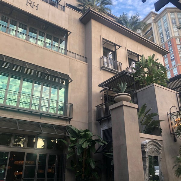 Rh Rooftop Restaurant Cityplace West Palm Beach, FL