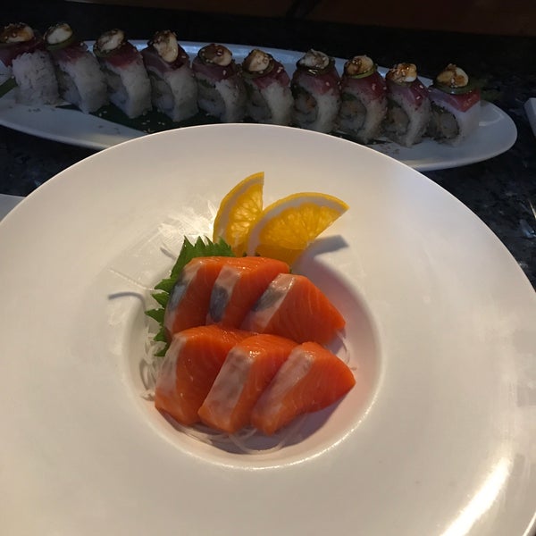 Photo taken at Harney Sushi by Kat Rylee S. on 8/30/2017