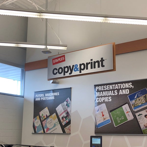 Staples Copy And Print Logo