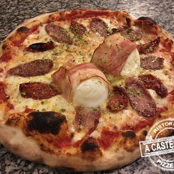 Das Foto wurde bei Ristorante-Pizzeria &quot;A Castellana&quot; von Ristorante-Pizzeria &quot;A Castellana&quot; am 2/20/2018 aufgenommen