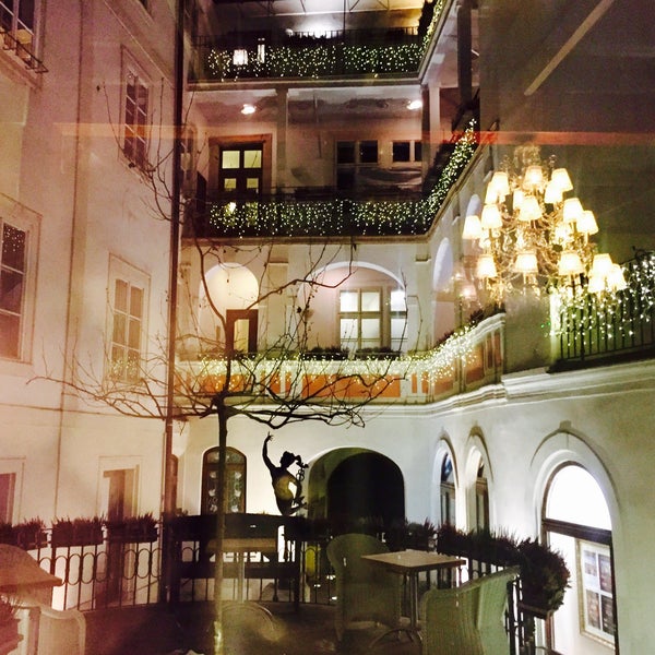 Foto tirada no(a) Iron Gate Hotel &amp; Suites por Kukuřice em 2/9/2017