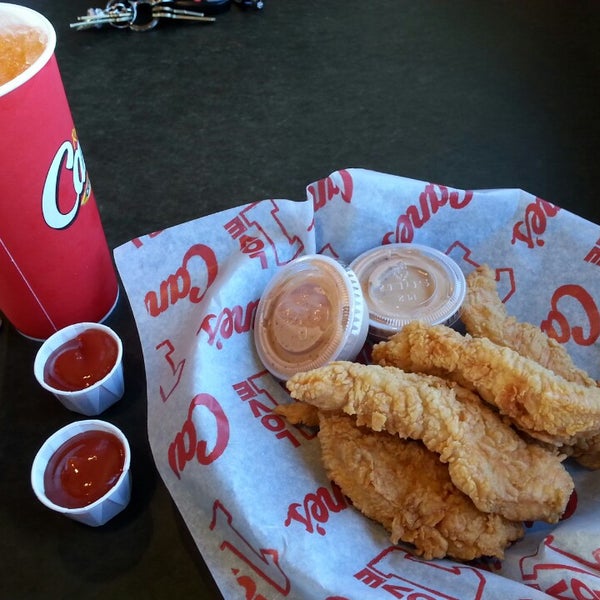 Photo taken at Raising Cane&#39;s Chicken Fingers by Mara on 7/29/2013