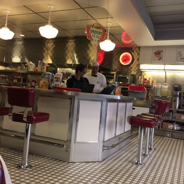 Johnny Rockets - 2 tips from 112 visitors
