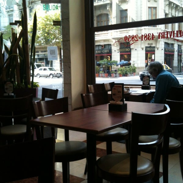 รูปภาพถ่ายที่ Alameda Restaurante โดย Joao Eduardo F. เมื่อ 3/19/2013