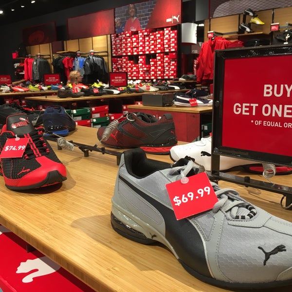 puma outlet the base