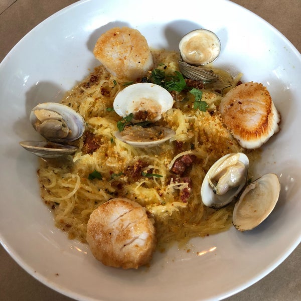 Bronzed scallops with clams, chorizo and spaghetti squash was delicious. Nice atmosphere, especially for after work. Happy hour is only at the bar.