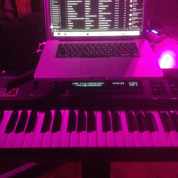 Chicago Bar 5954 E Speedway Blvd