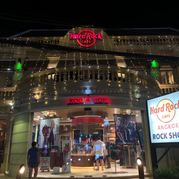 Photo taken at Hard Rock Cafe Angkor by Андрей М. on 12/4/2018