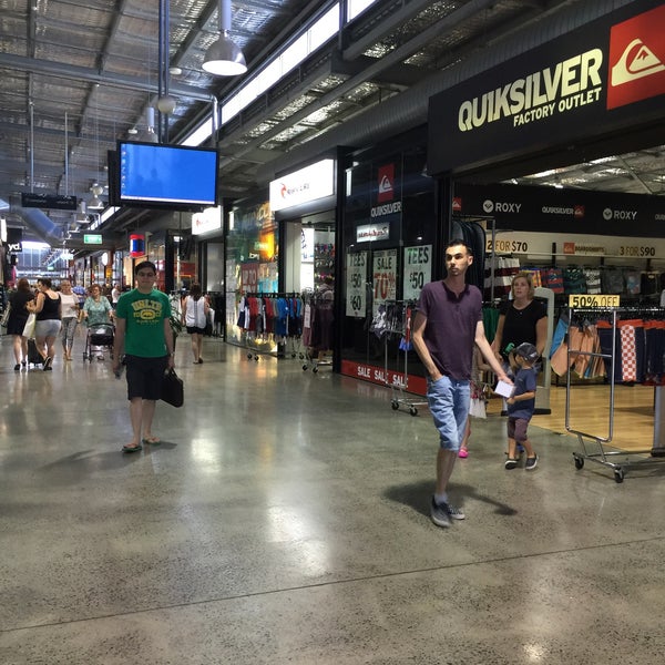 Dfo nike airport discount