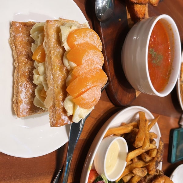 Kenny Hills Bakers, IOI City Mall Café