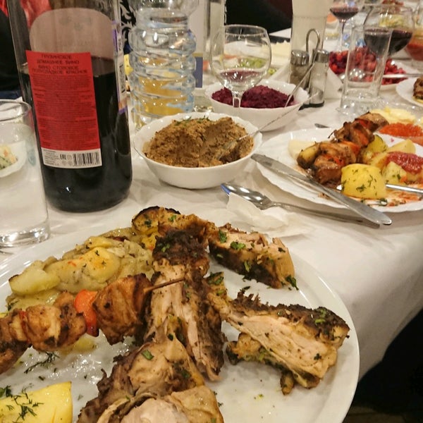 Столовая Югорская пироги