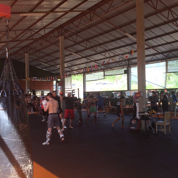 12/5/2015 tarihinde วิญญู s.ziyaretçi tarafından Tiger Muay Thai &amp; MMA Training Center'de çekilen fotoğraf