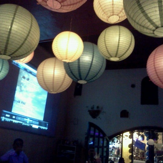 Peanuts Bar Hotel Bar in Hurghada