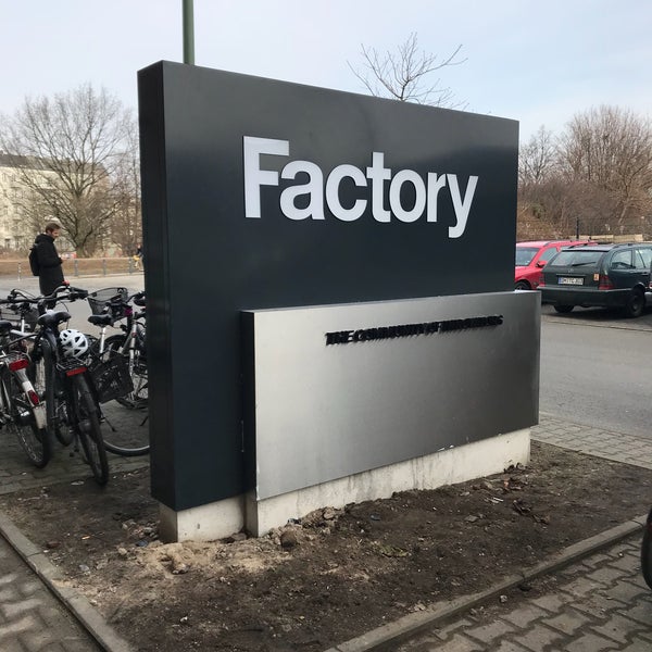 Foto tirada no(a) Factory Berlin Görlitzer Park por @tessa H. em 2/19/2018