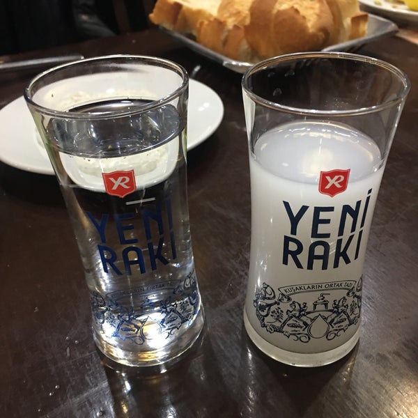 Das Foto wurde bei Muaf Beyoğlu von Ozzyy am 1/8/2019 aufgenommen