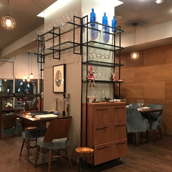 Foto scattata a Kontora restaurant da Pavel V. il 12/10/2019