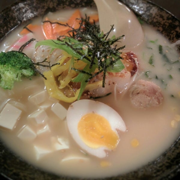 7/30/2014 tarihinde Tatsuhiko M.ziyaretçi tarafından Oolong Noodles'de çekilen fotoğraf