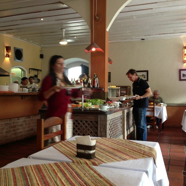 6/28/2013 tarihinde Sabrina Moraes P.ziyaretçi tarafından Atobá Restaurante'de çekilen fotoğraf
