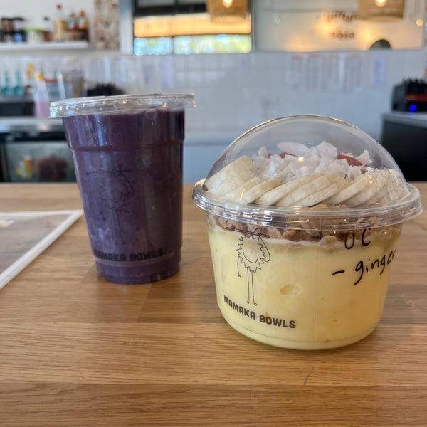 Mamaka Bowls Smoothie Shop in College Station