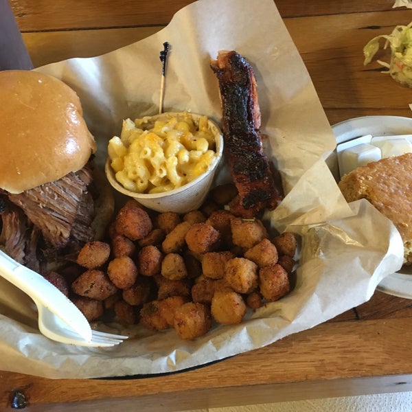 Photo taken at Buz and Ned&#39;s Real Barbecue by Will on 3/1/2016